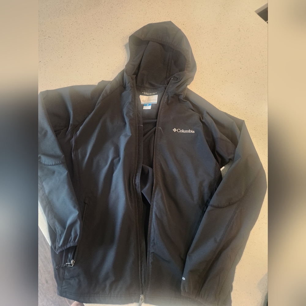 Columbia Charcoal Hooded Windbreaker
